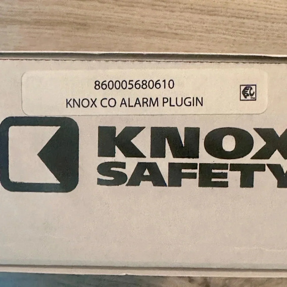 Plugin Carbon Monoxide Detector with 10-Year Battery Backup - Picture 5 of 5